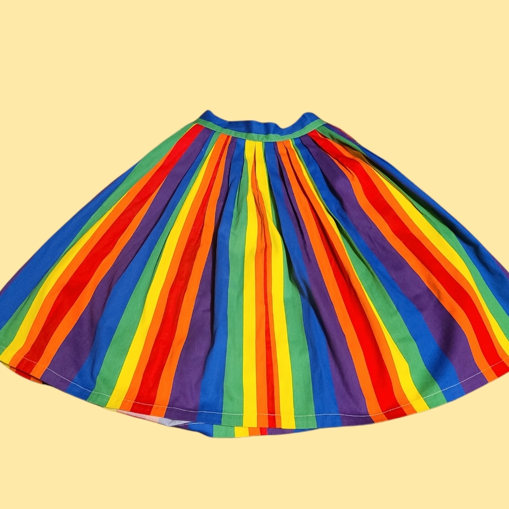 Mod cloth Pleated Rainbow Skirt XS